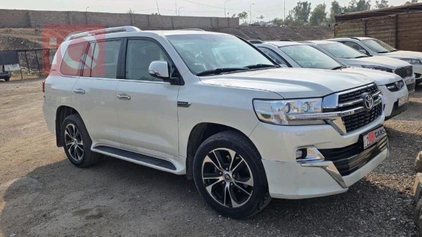 تويوتا لاندكروزر